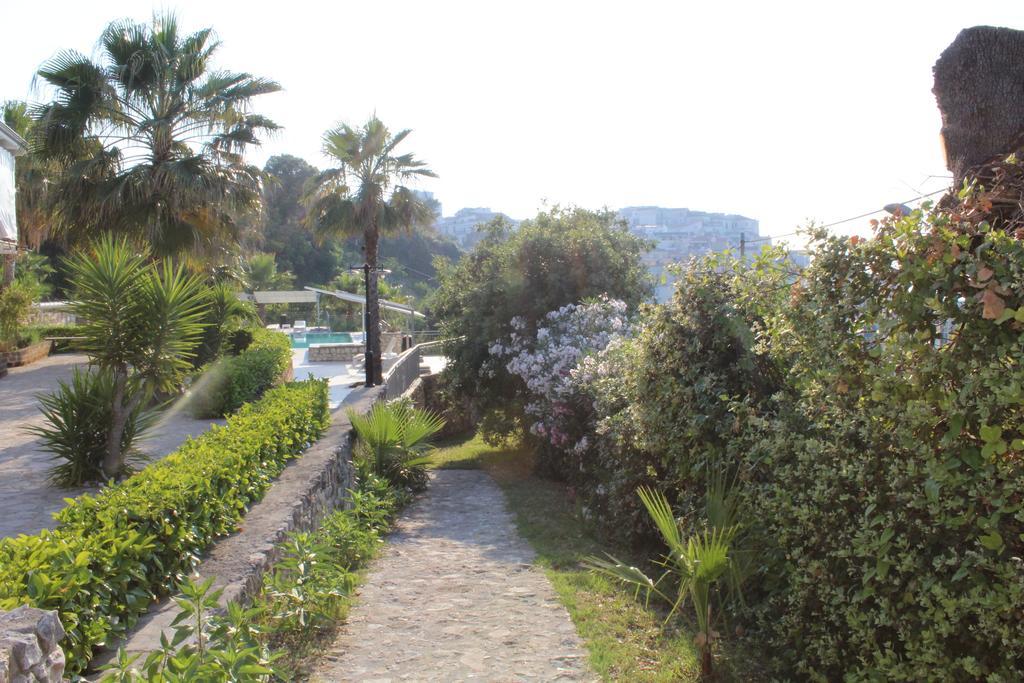 Albergo Villa Vittoria Rodi Garganico Exterior photo