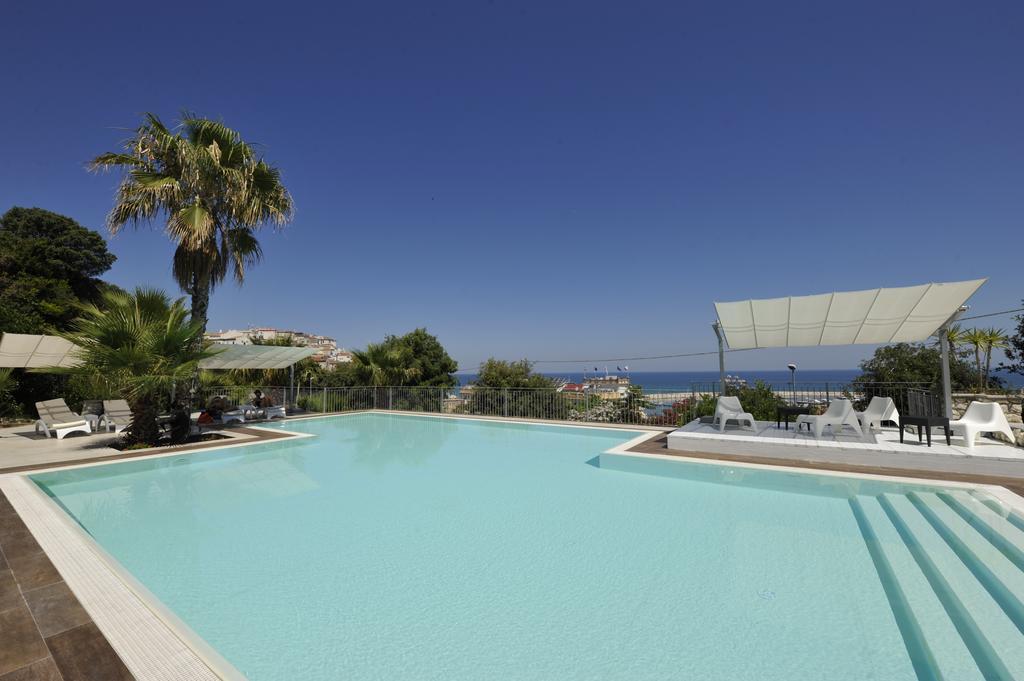 Albergo Villa Vittoria Rodi Garganico Exterior photo